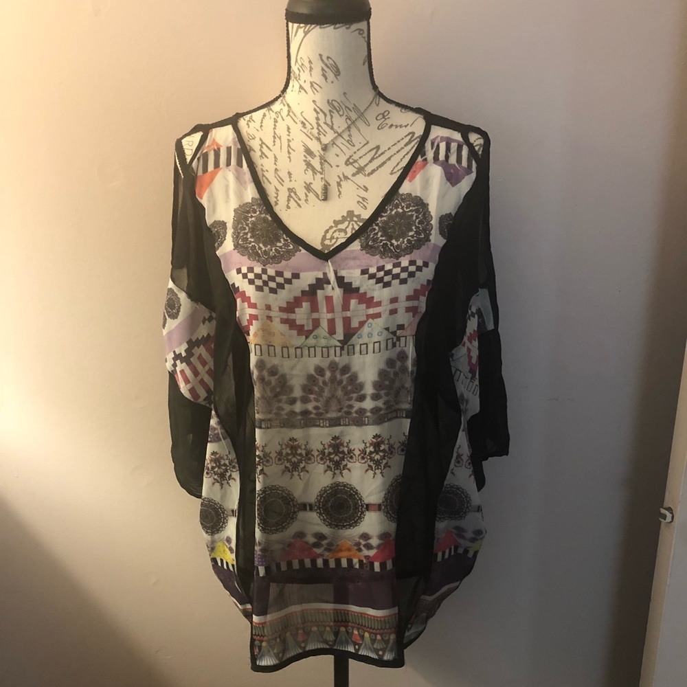 ✨Romeo and Juliet✨ top